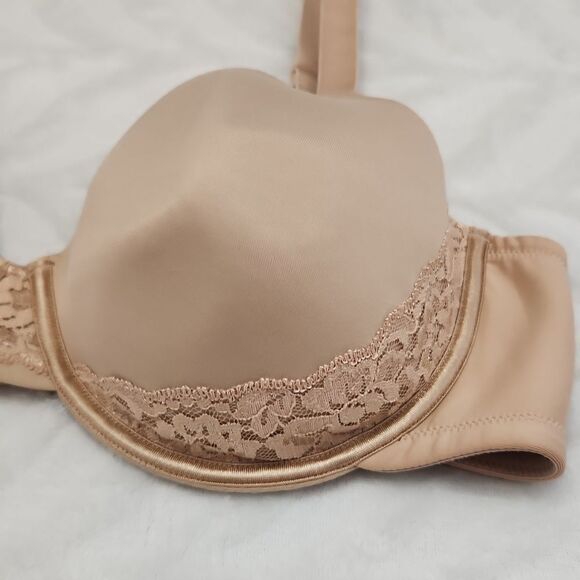 Vanity Fair nude bra with lace accent 40D - Picture 4 of 10